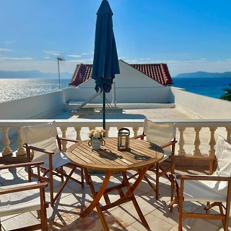 Villa Seabreeze Loutraki  Eksteriør bilde