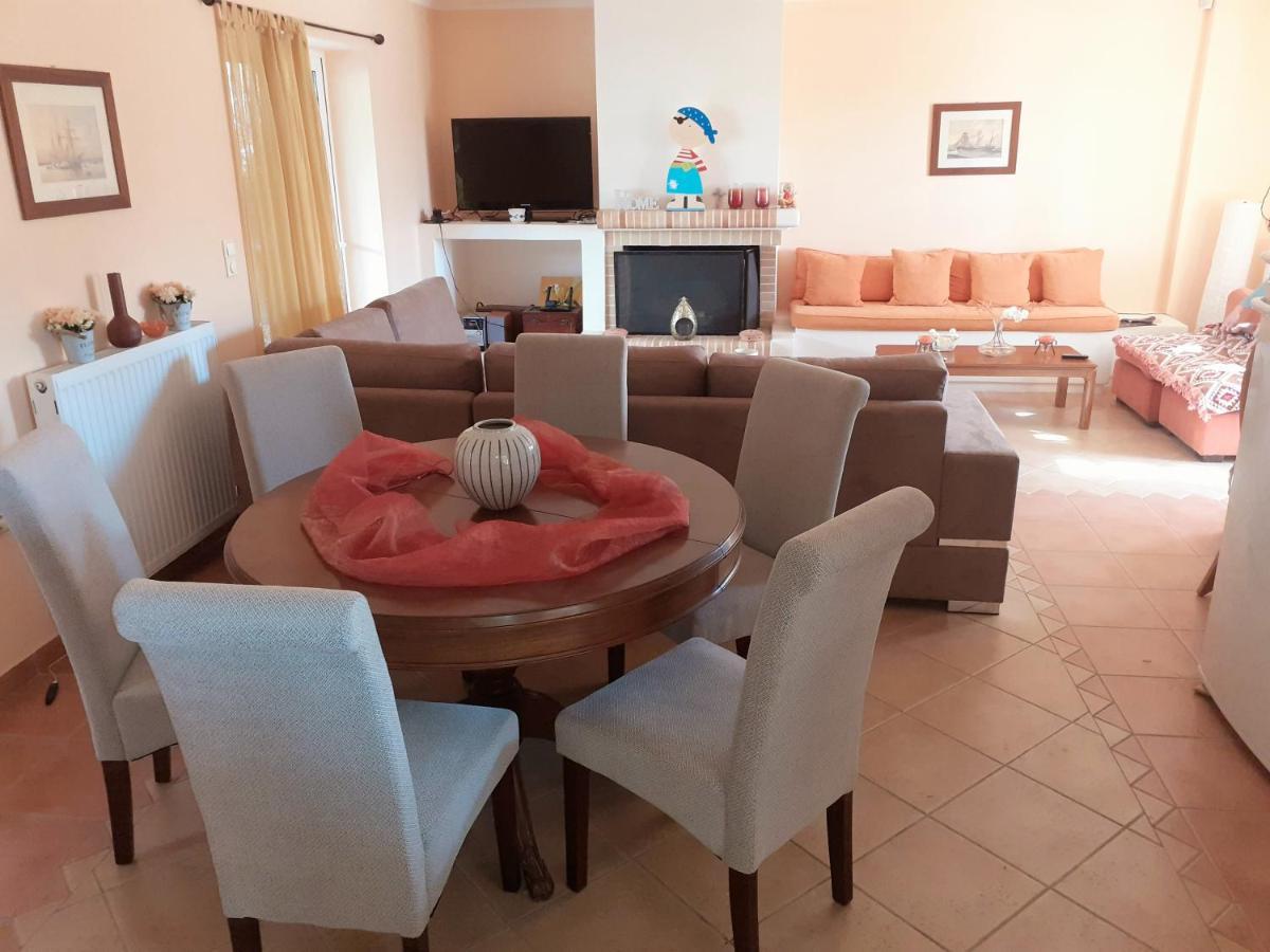 Villa Seabreeze Loutraki  Eksteriør bilde