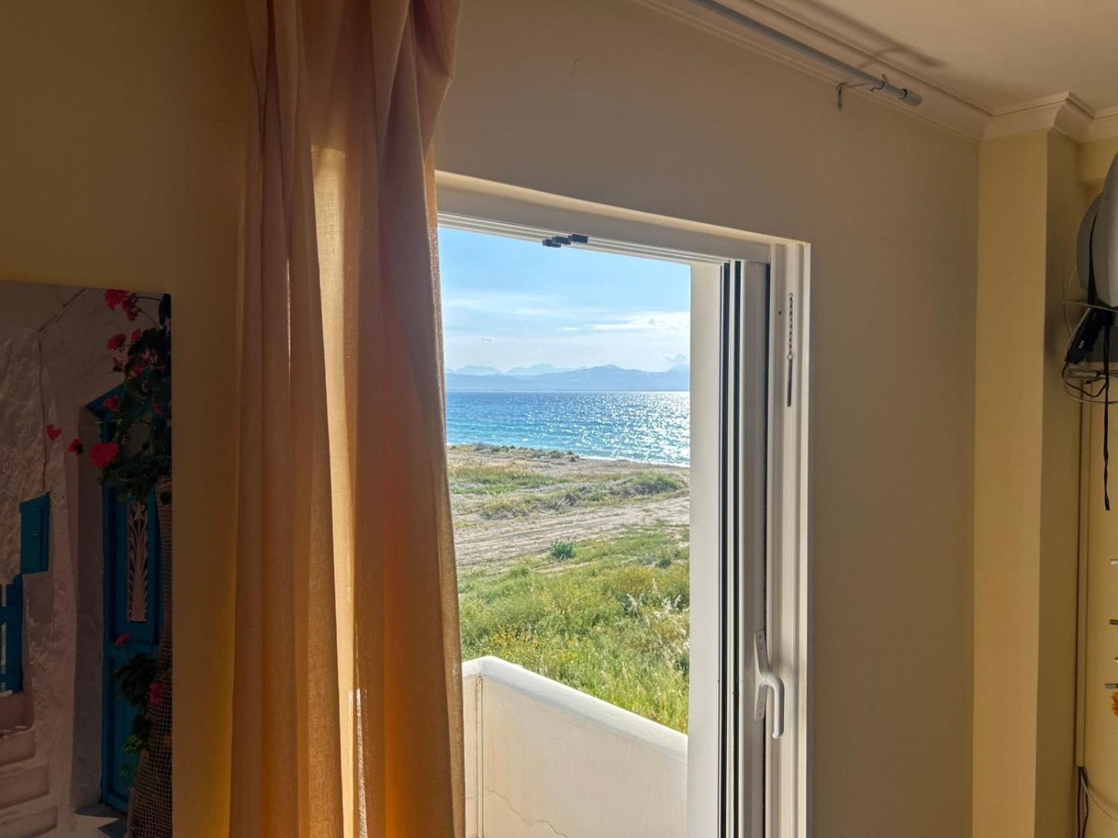 Villa Seabreeze Loutraki  Eksteriør bilde